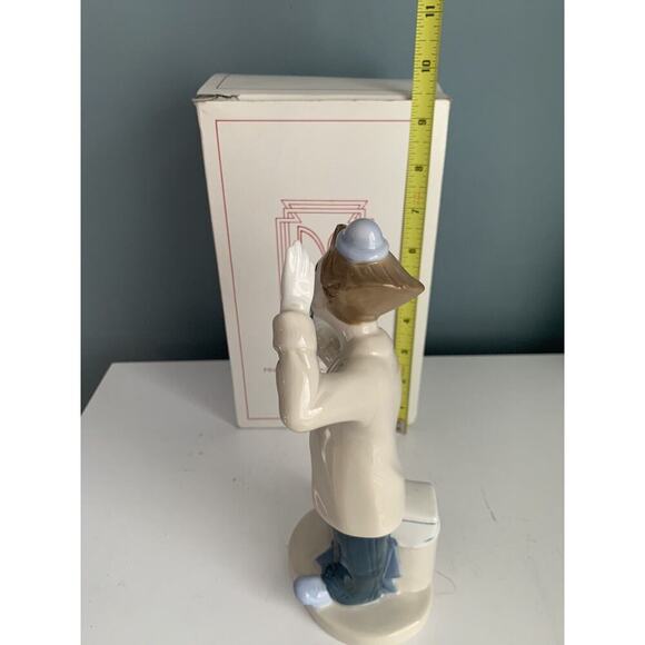 Vintage Paul Sebastian 1993 Desako 8" Clown With Flowers Figurine Porcelain - Picture 12 of 12